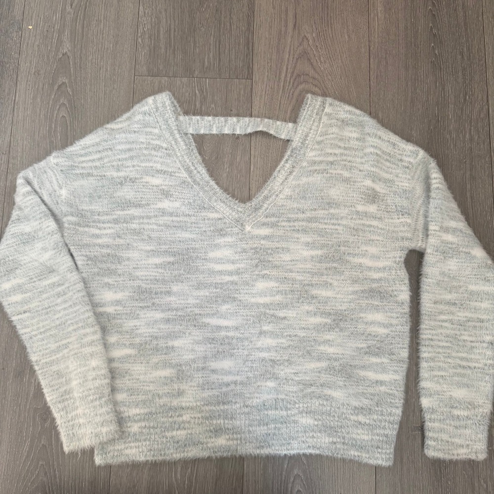Jessica Simpson Space Dye Eyelash Knit V-Neck Sweater Preppy Girly Cozy
